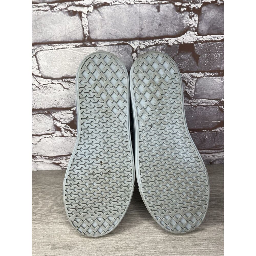 Alma Mater Blue Leather Slip On Casual Sneakers Shoes Women’s Sz 37EU/6.5M US - Picture 7 of 16